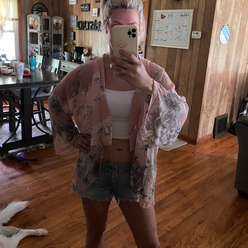 Cute top with open back detail